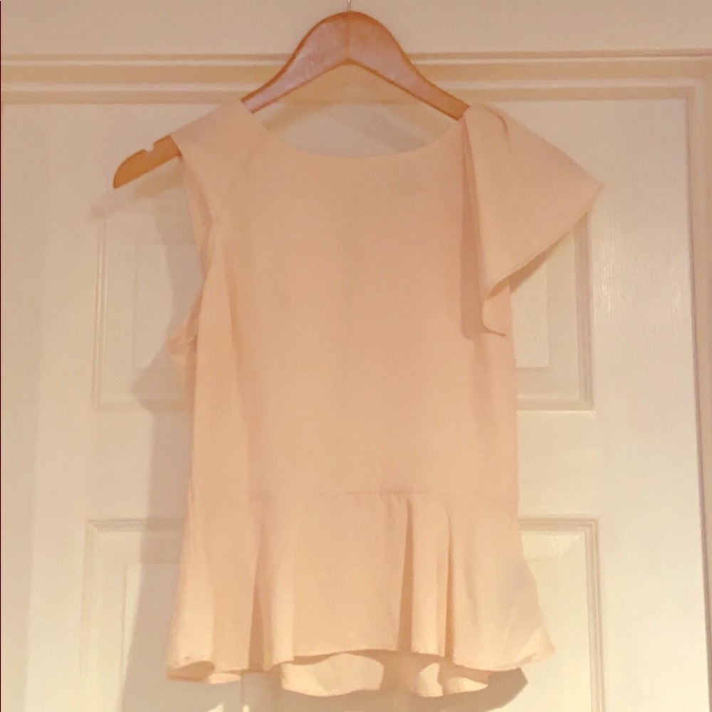 Forever 21 Cream One Shoulder Top 🕯